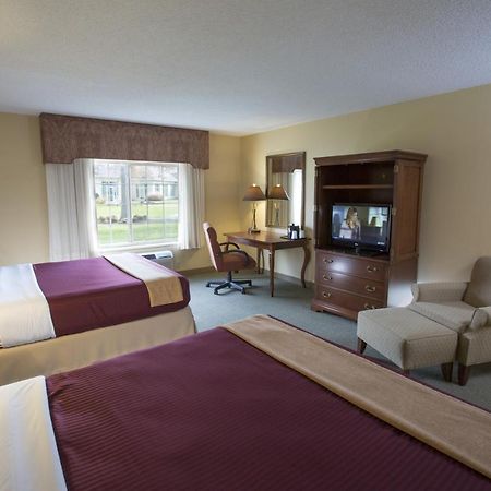 Swan Lake Resort Plymouth Room photo